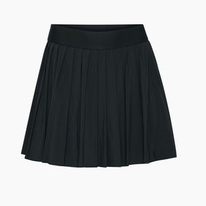 SOLD ON DEPOP Aritzia TNAMove Tennis Mini Skirt in black